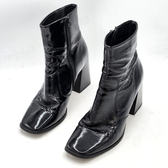 CARAVELA Strut Black Parent Leather Heel Zip Bootie Size 38 - Picture 3 of 15